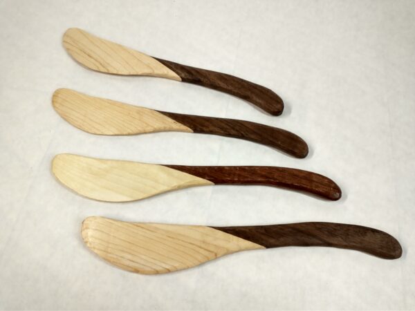 deluxe spreader knives