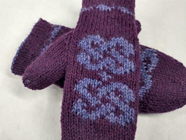 purple mittens pattern