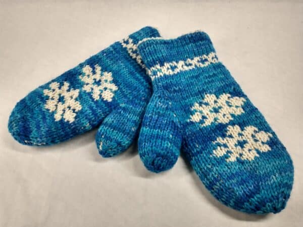 blue snowflake mittens