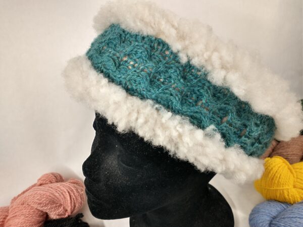 honeycomb headband detail