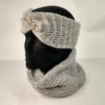 nalbinded headband and cowl